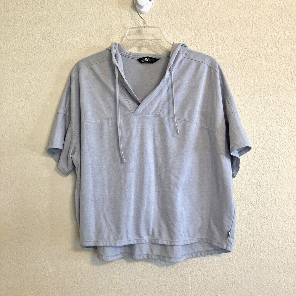 The North Face Crop Hoodie LARGE Light Blue Short Sleeve Drawstring Relaxed Fit